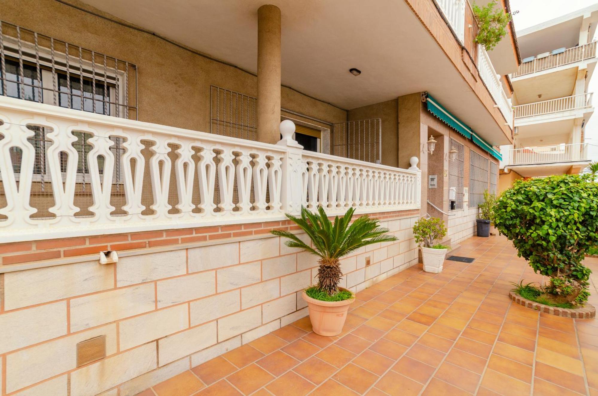 Villa Taala Con Terraza Los Nietos Eksteriør billede